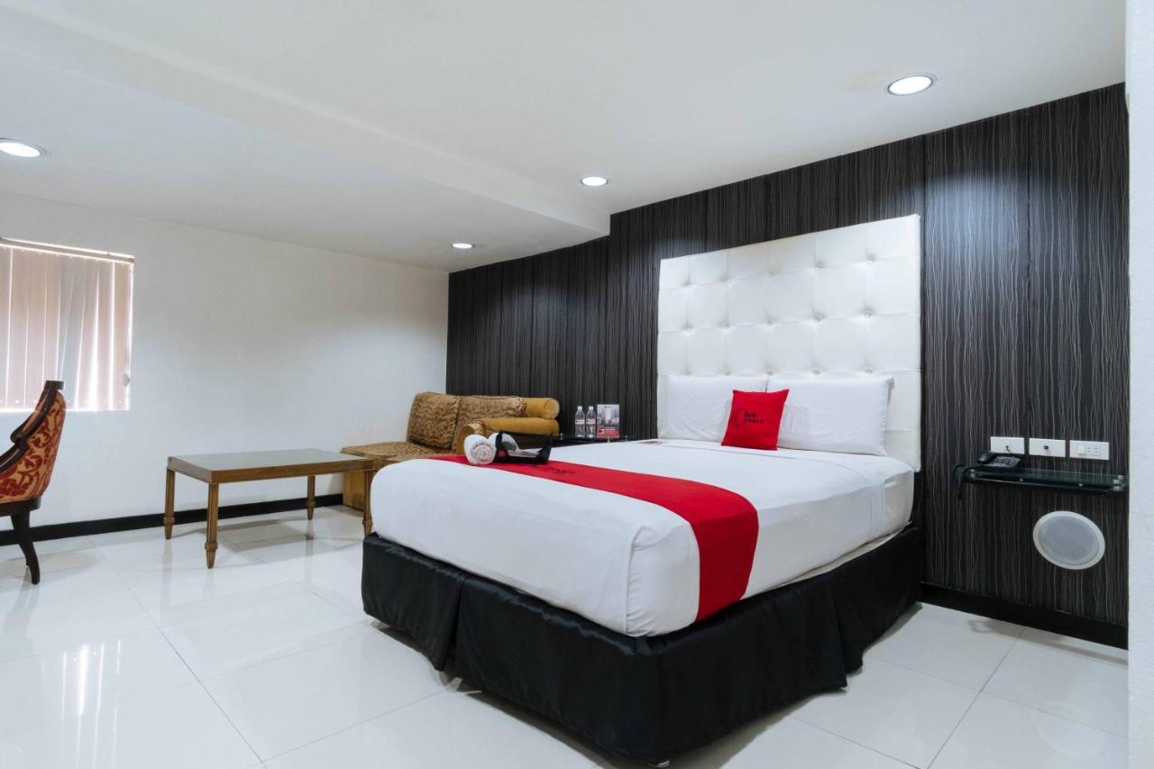 Reddoorz Plus @ V Mapa Extension Santa Mesa Manila Exterior foto
